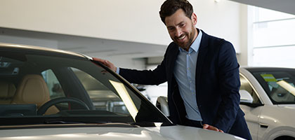 Automotive perceived quality engineering highlighting A‑pillar to windshield interface